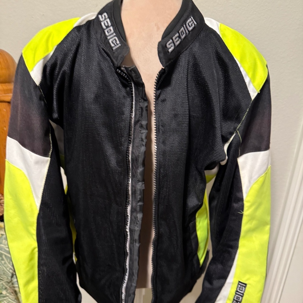 SEDICI A16 Mens Performance Armored Mens Motorcycle Jacket Sz L, NEW